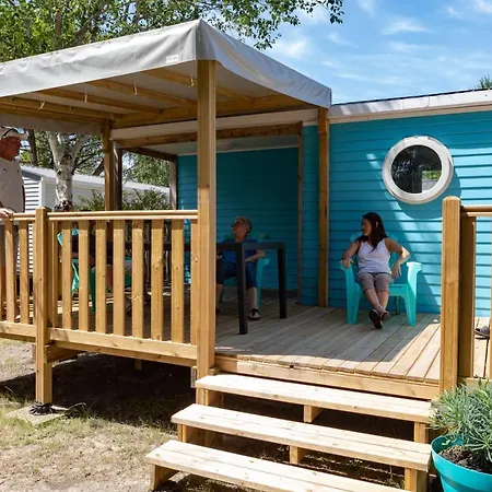 Κάμπινγκ Les Ourmes Hourtin