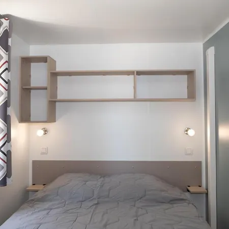 Les Ourmes Campeggio Hourtin