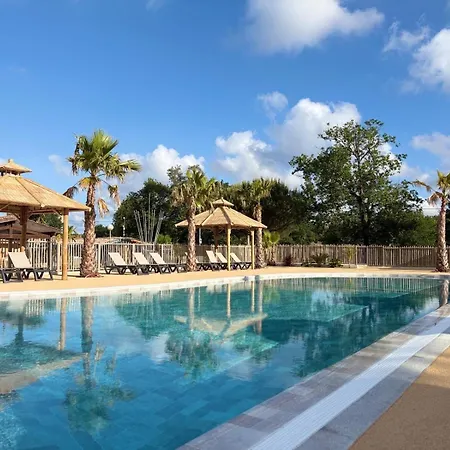 Campeggio Les Ourmes *