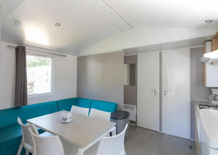 Camping Les Ourmes *