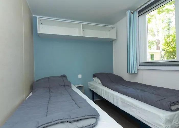 Les Ourmes * Hourtin