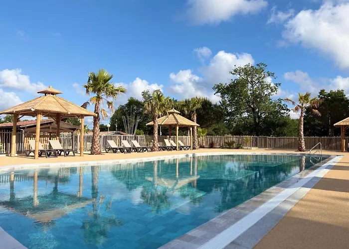 Camping Les Ourmes *