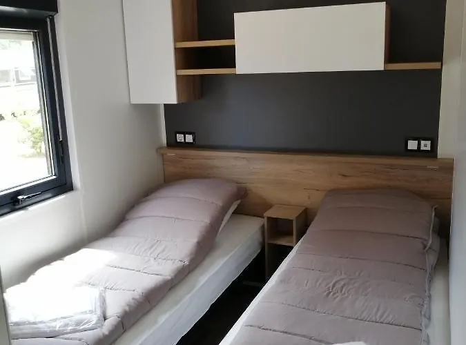 Camping Les Ourmes *